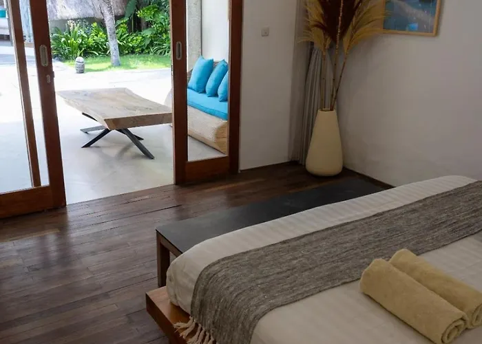 Malya 5 Bedrooms * Seminyak