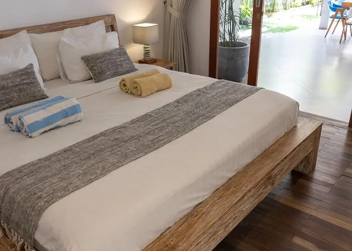 Villa Malya 5 Bedrooms Seminyak