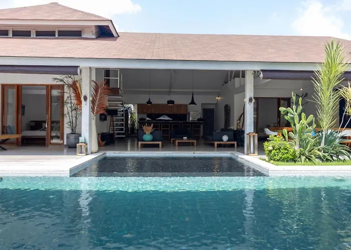 Malya 5 Bedrooms * Seminyak