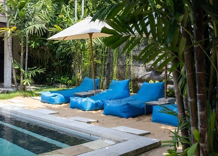 Malya 5 Bedrooms Villa Seminyak